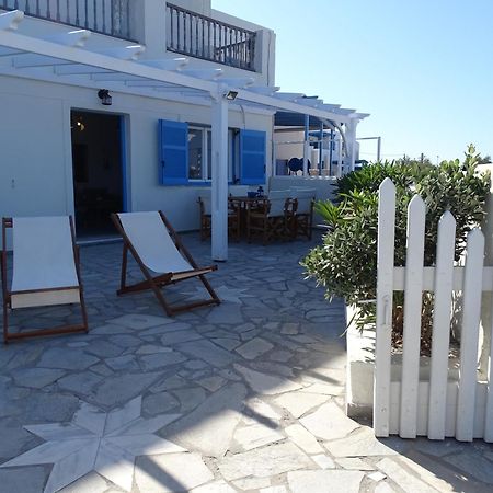 Nama Beach House 莫诺利索斯 外观 照片