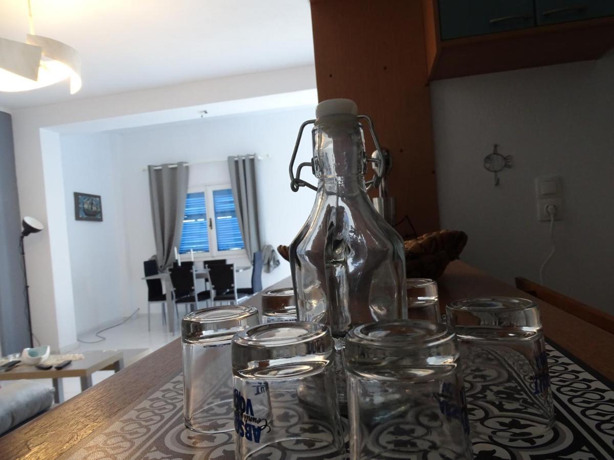 Nama Beach House 莫诺利索斯 外观 照片