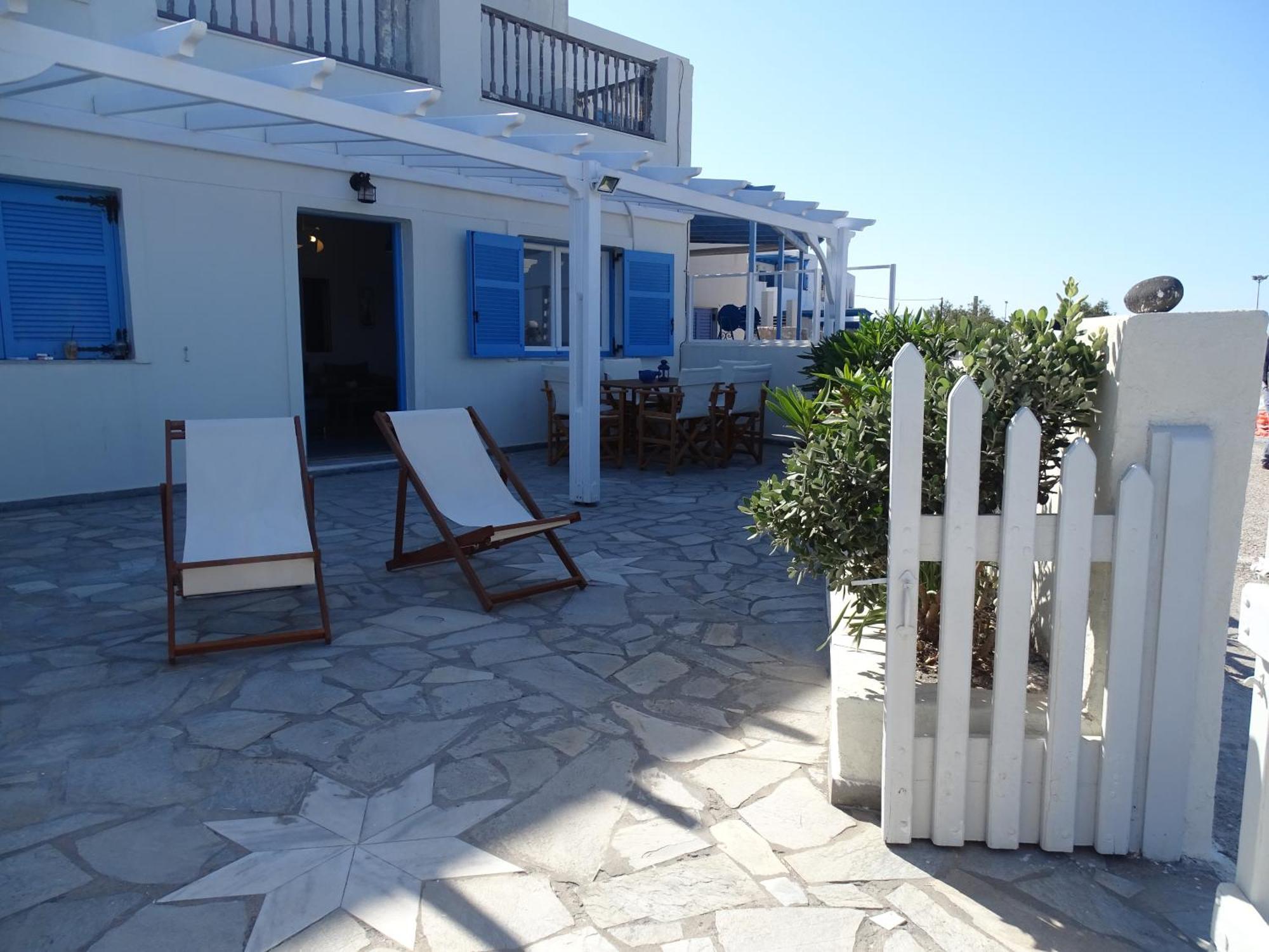 Nama Beach House 莫诺利索斯 外观 照片