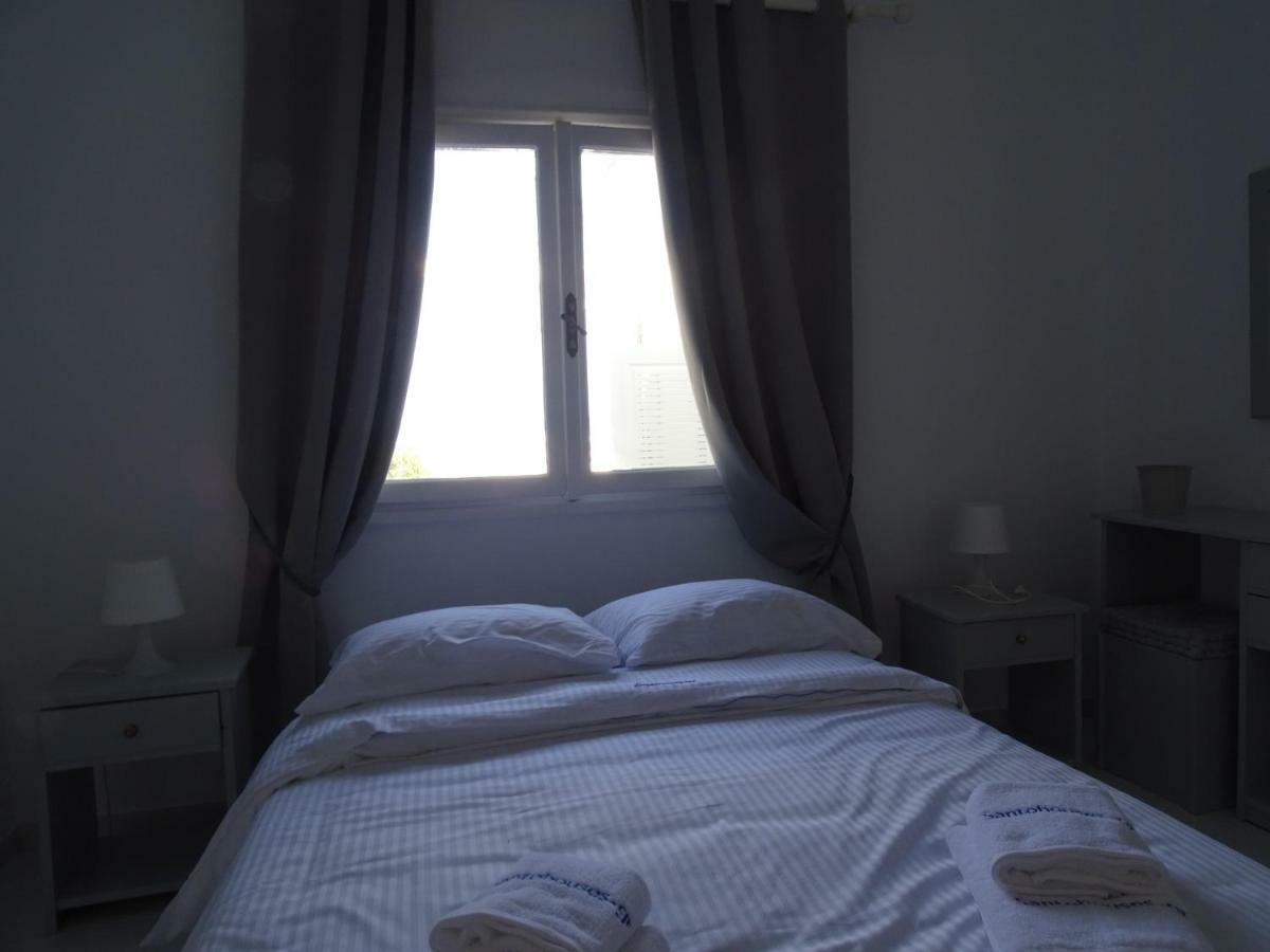 Nama Beach House 莫诺利索斯 外观 照片