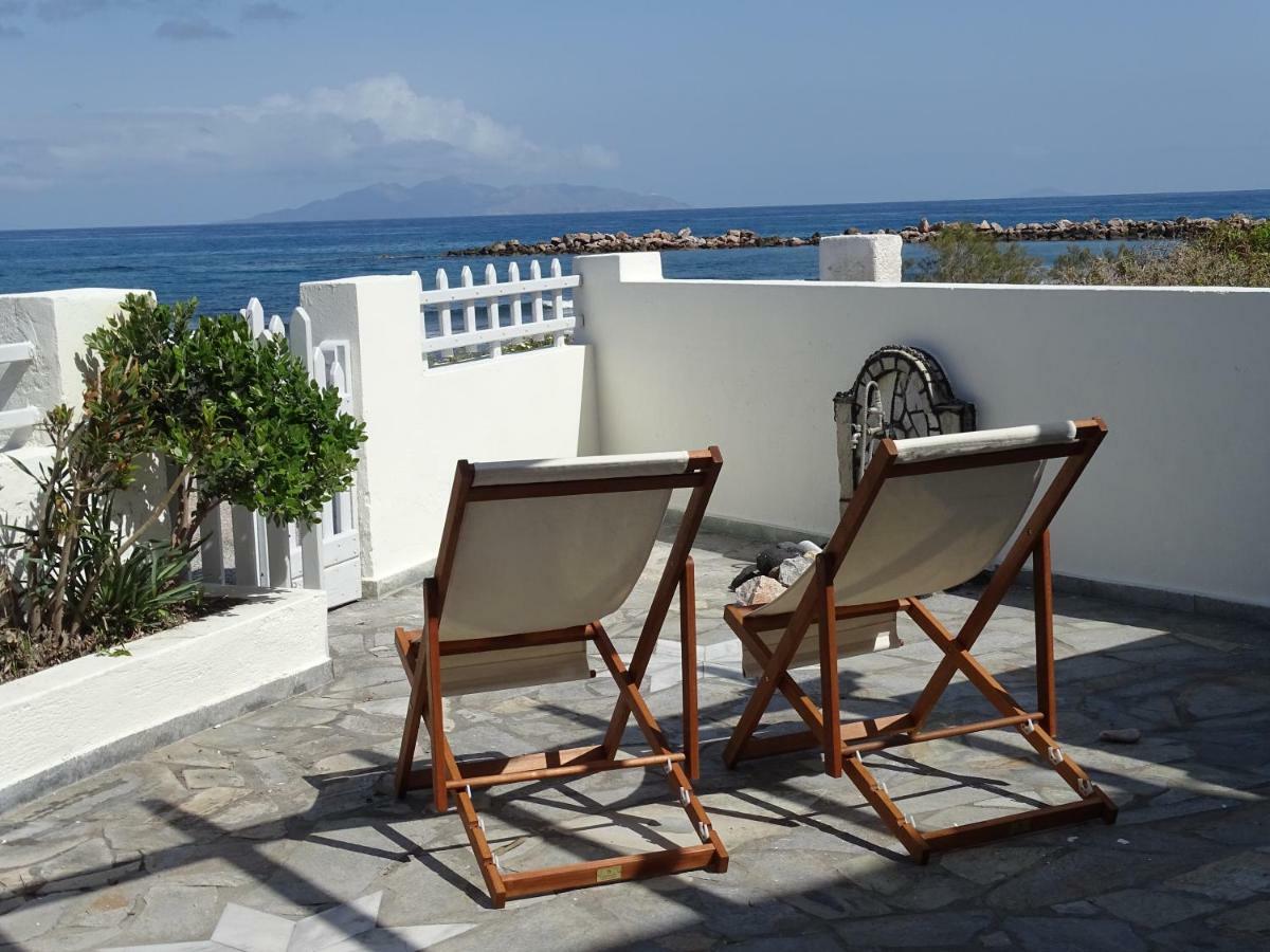 Nama Beach House 莫诺利索斯 外观 照片